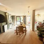Bed & Breakfast La Des Fleurs 3*