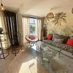 La Des Fleurs