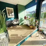 Bed & Breakfast La Des Fleurs 3*