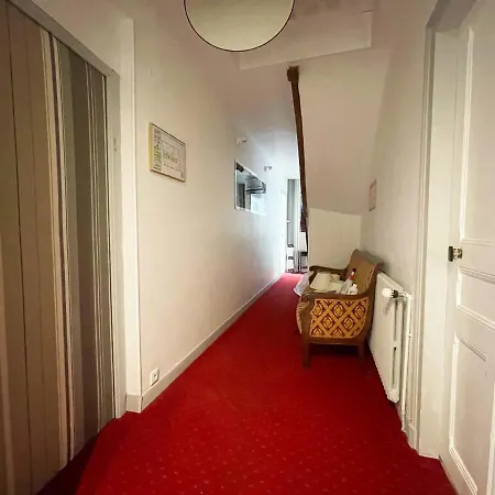 La Des Fleurs Bed and breakfast