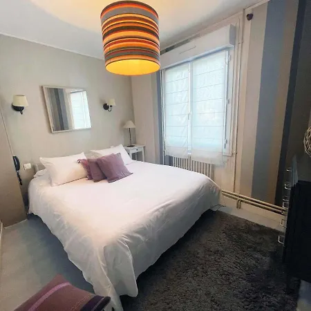 La Des Fleurs Bed and breakfast 3*