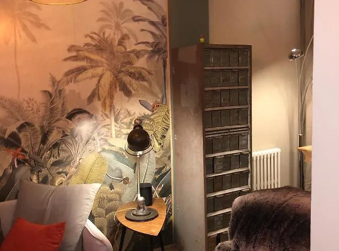 Bed & Breakfast La Des Fleurs 3*